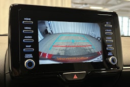 punainen Toyota Yaris 2024 kuva 21.