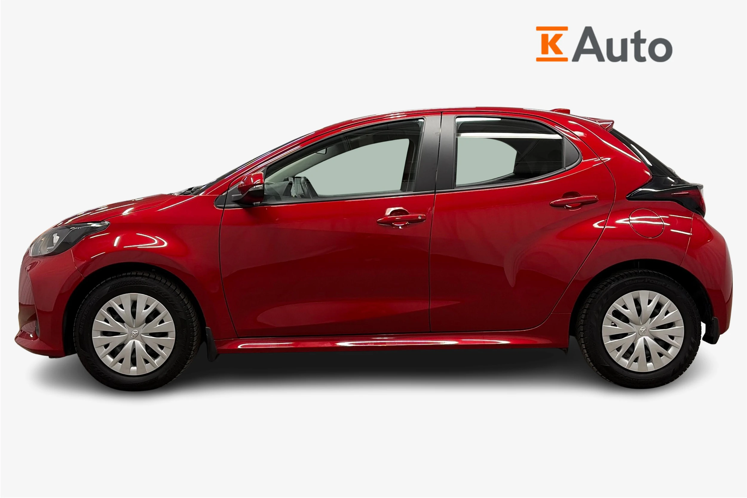 punainen Toyota Yaris 2024 kuva 5.