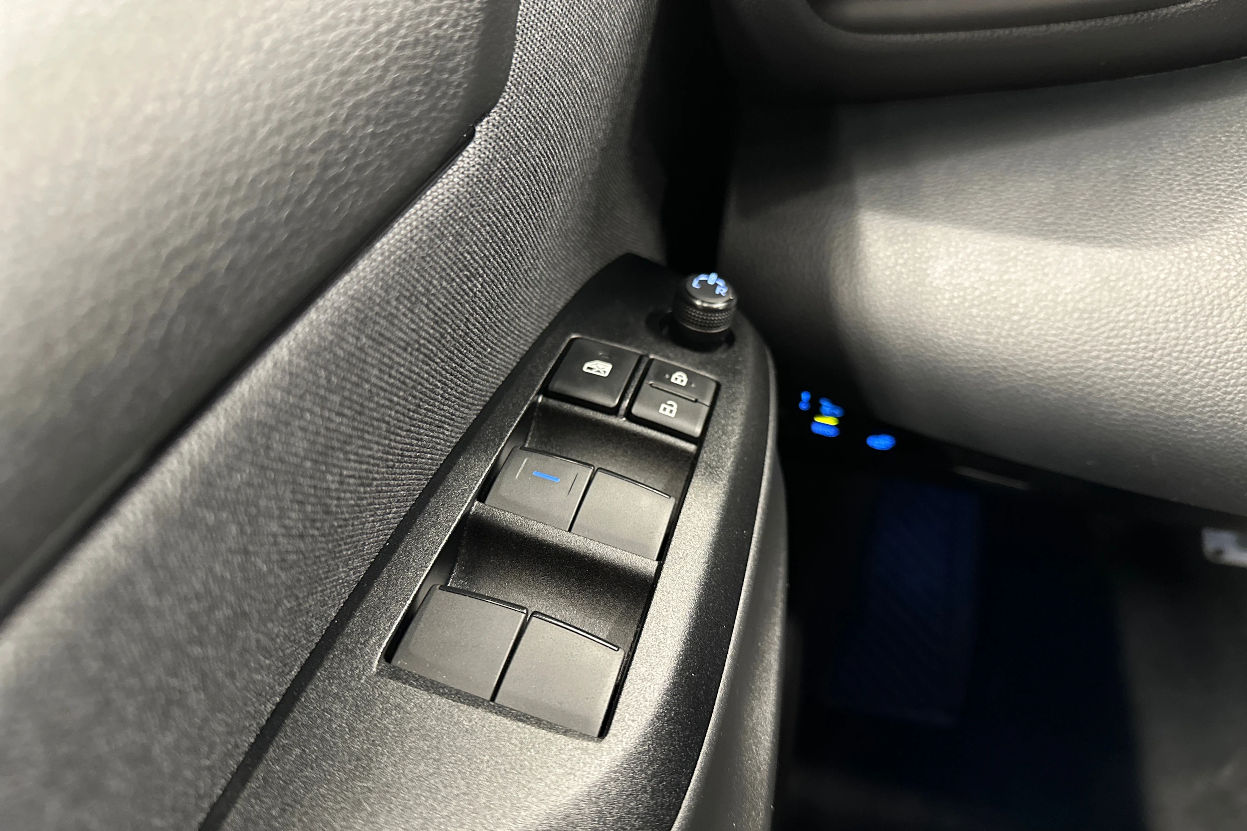 hopea Toyota Yaris 2024 kuva 19.