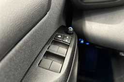 hopea Toyota Yaris 2024 kuva 19.