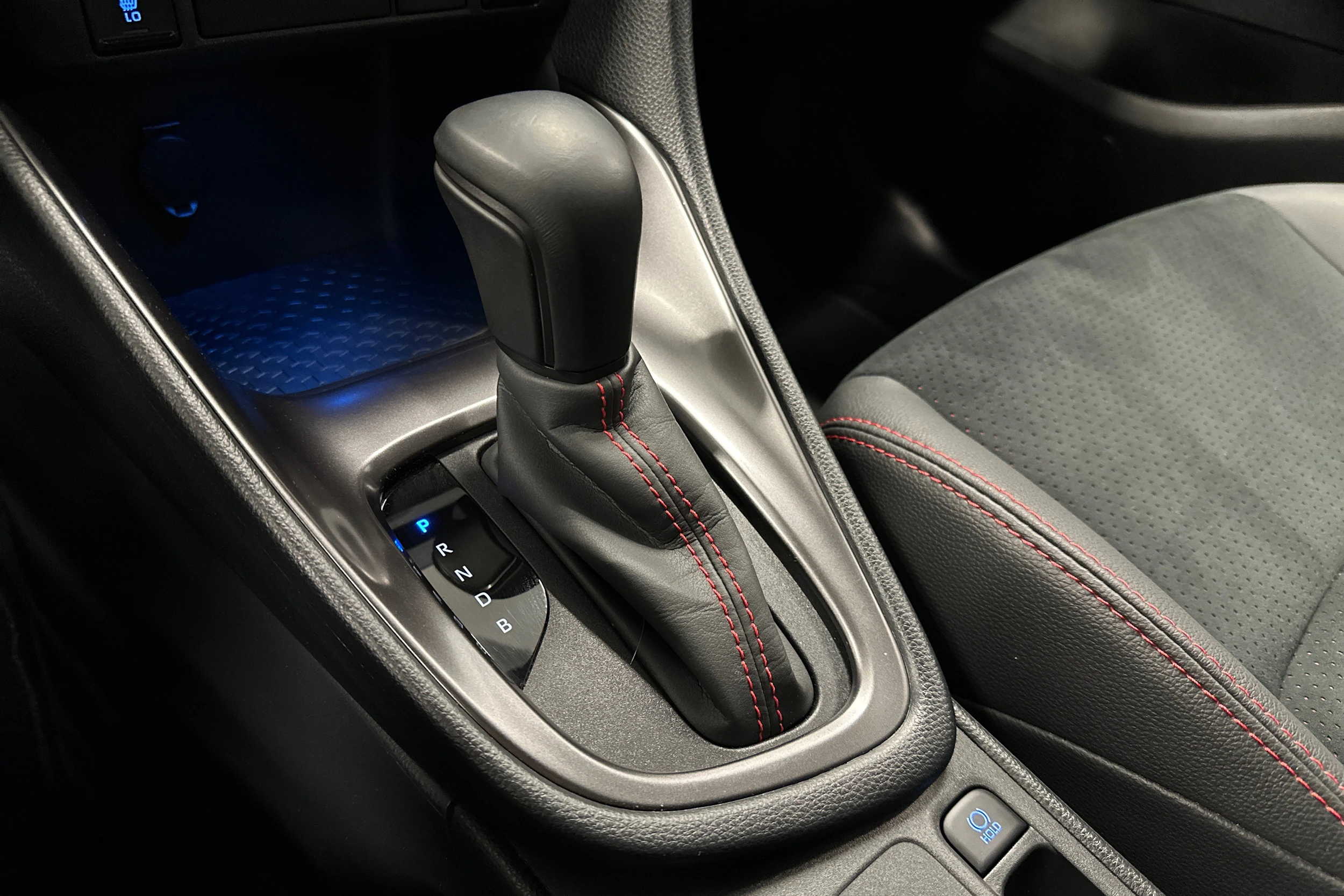 hopea Toyota Yaris 2024 kuva 25.