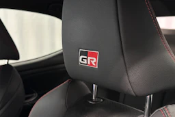 hopea Toyota Yaris 2024 kuva 31.