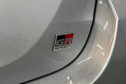 hopea Toyota Yaris 2024 kuva 32.