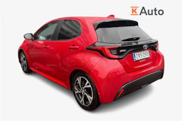 punainen Toyota Yaris 2024 kuva 2.