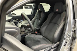 hopea Toyota Yaris 2024 kuva 17.