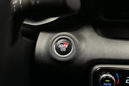 hopea Toyota Yaris 2024 kuva 25.