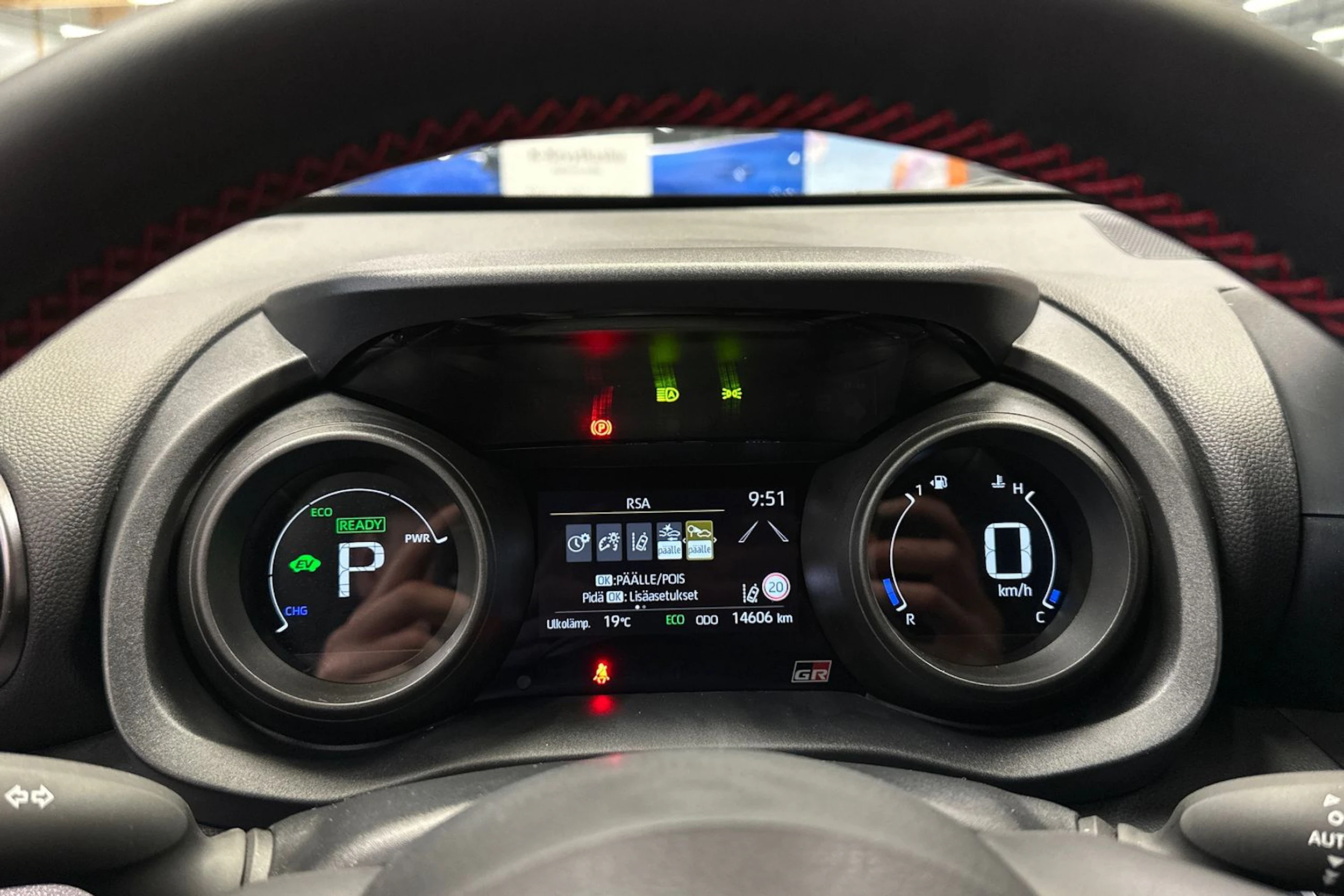 hopea Toyota Yaris 2024 kuva 26.