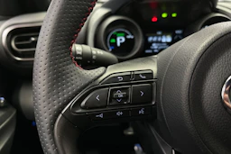 hopea Toyota Yaris 2024 kuva 27.