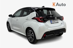 Valkoinen Toyota Yaris 2024 kuva 2.