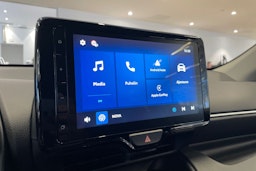 Musta Toyota Yaris 2025 kuva 17.