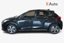musta Toyota Yaris 2025 kuva 7.