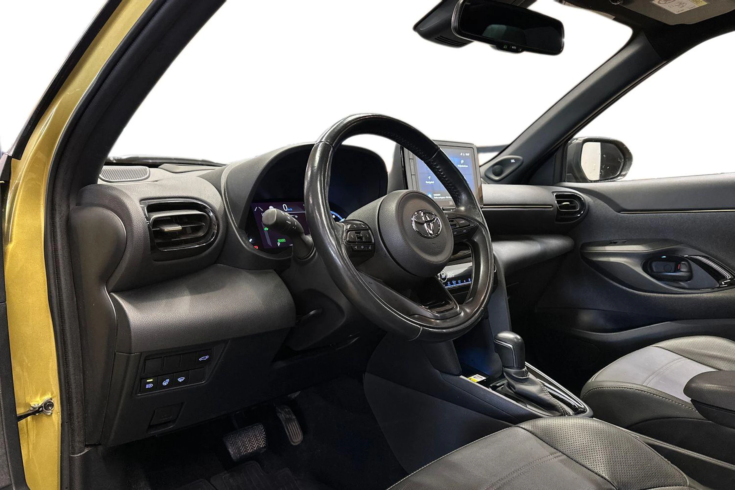 keltainen Toyota Yaris Cross 2021 kuva 6.