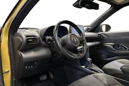 keltainen Toyota Yaris Cross 2021 kuva 6.