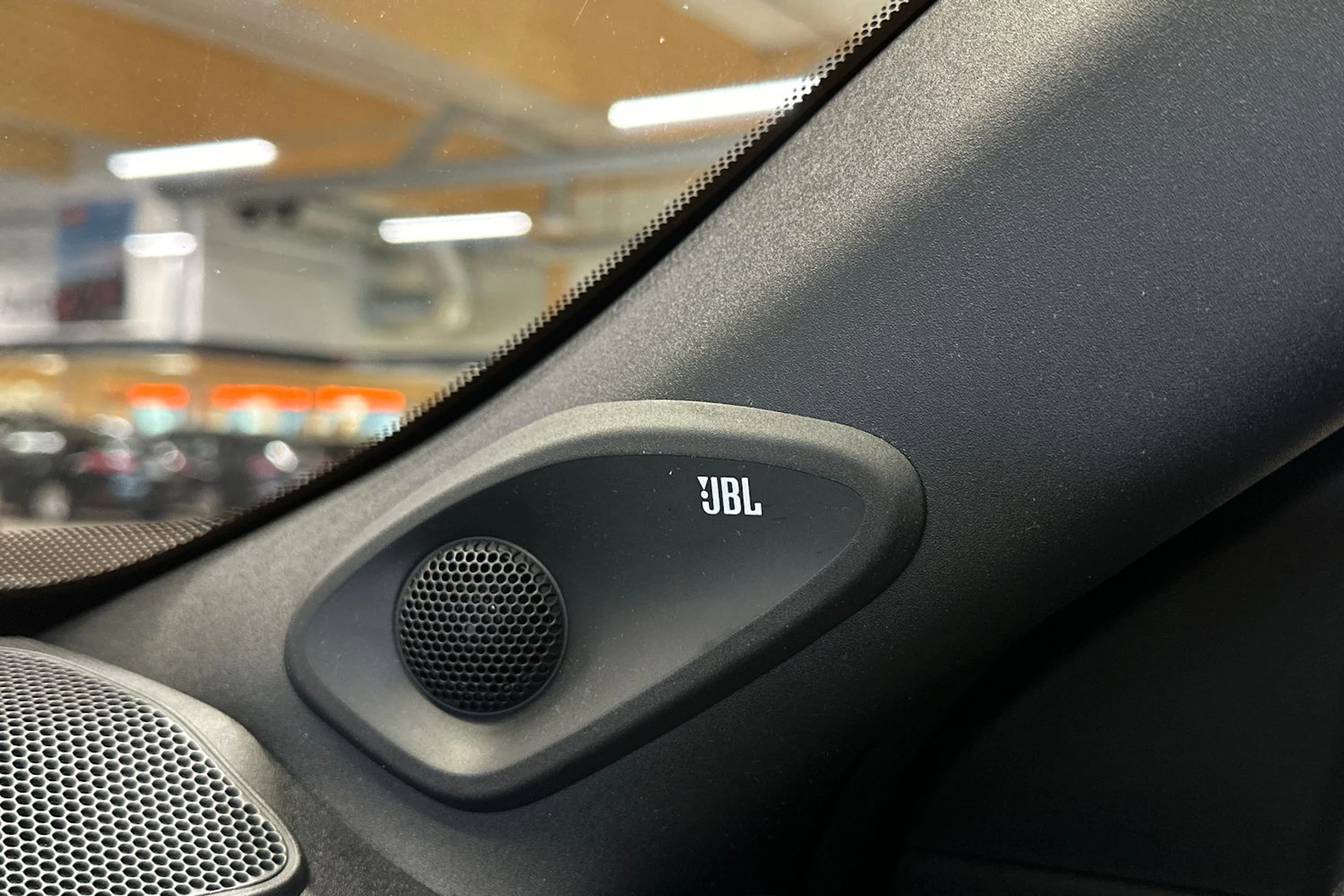 keltainen Toyota Yaris Cross 2021 kuva 15.