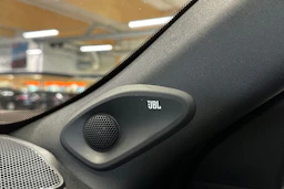 keltainen Toyota Yaris Cross 2021 kuva 15.