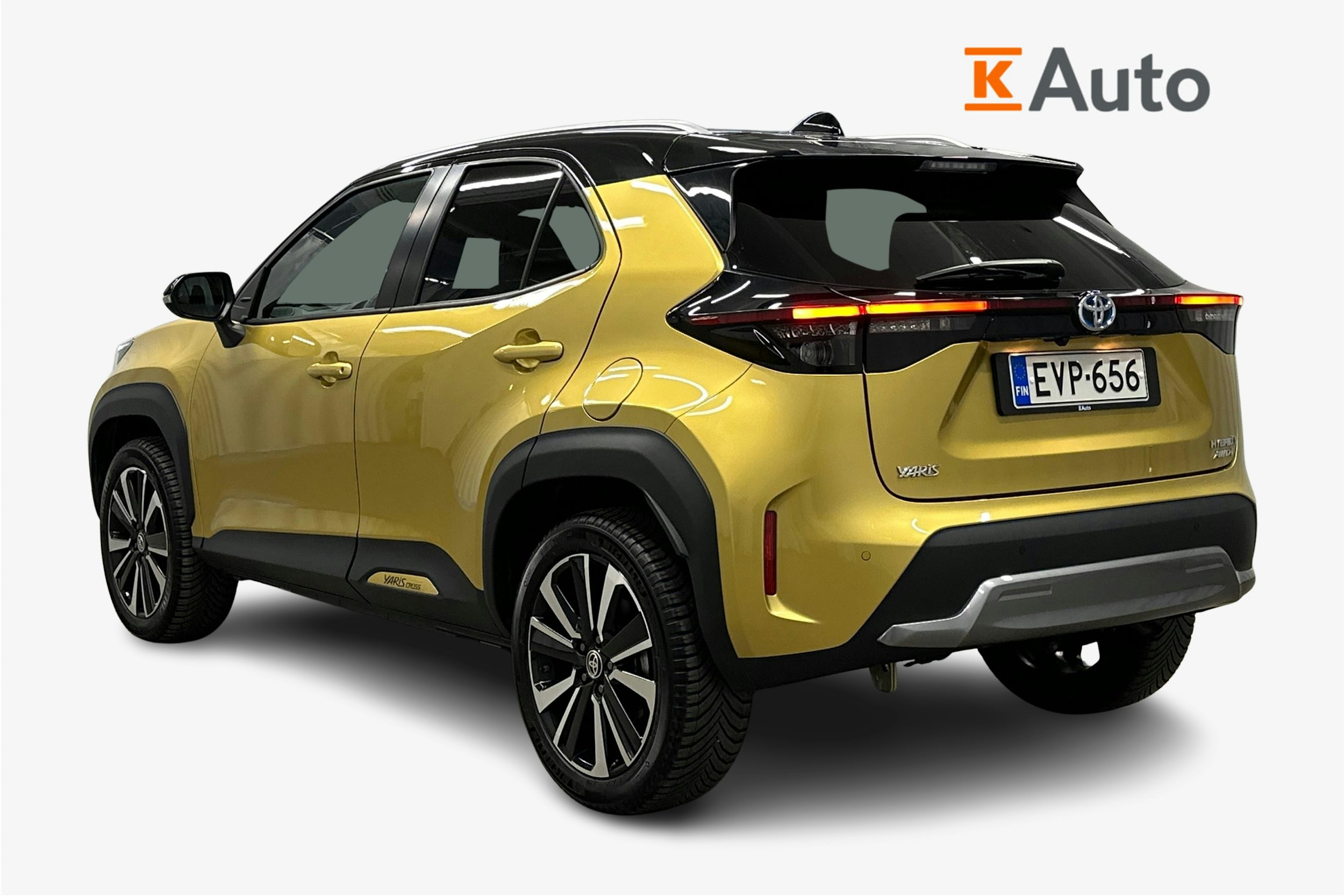 keltainen Toyota Yaris Cross 2021 kuva 2.