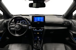 keltainen Toyota Yaris Cross 2021 kuva 9.