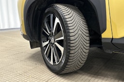 keltainen Toyota Yaris Cross 2021 kuva 13.
