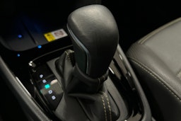 keltainen Toyota Yaris Cross 2021 kuva 28.