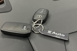 keltainen Toyota Yaris Cross 2021 kuva 31.