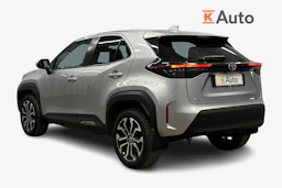 harmaa Toyota Yaris Cross 2022 kuva 10.