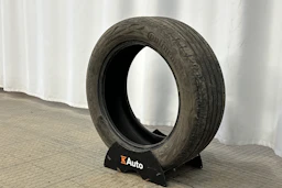 harmaa Toyota Yaris Cross 2022 kuva 20.