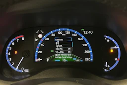 harmaa Toyota Yaris Cross 2022 kuva 27.