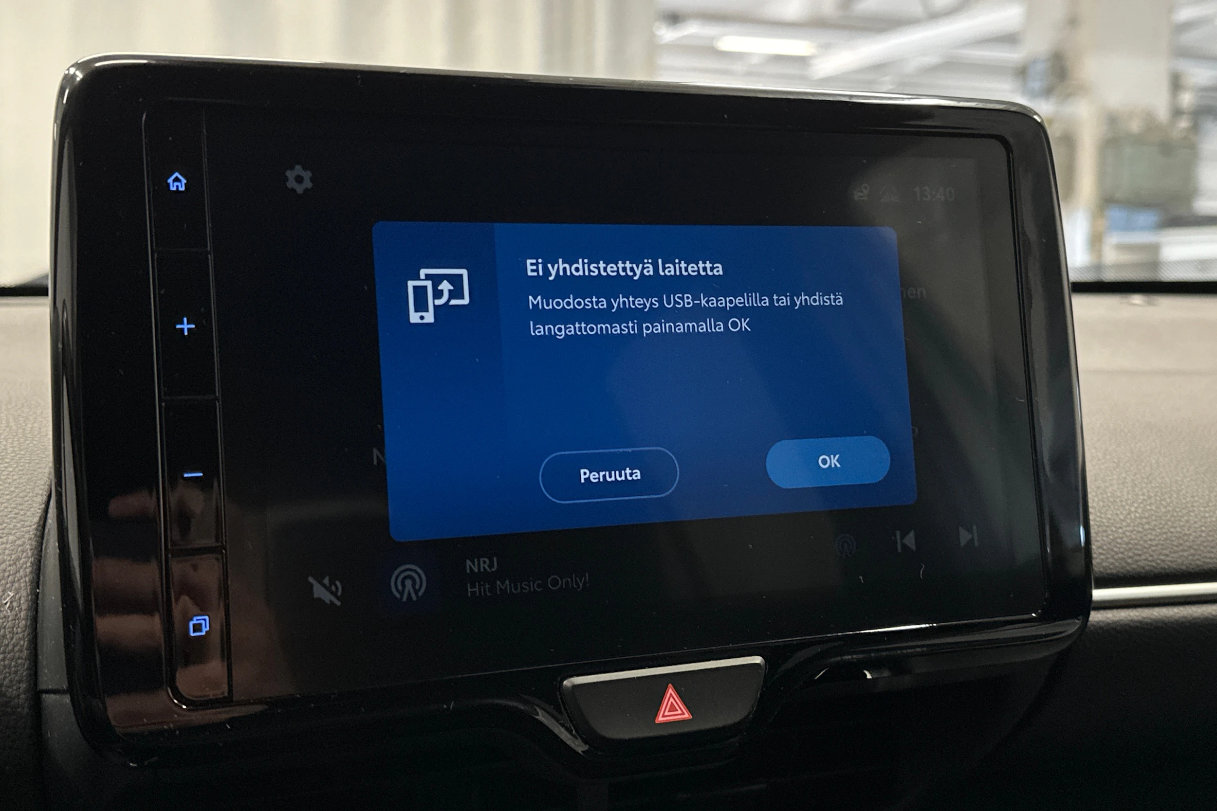 harmaa Toyota Yaris Cross 2022 kuva 28.