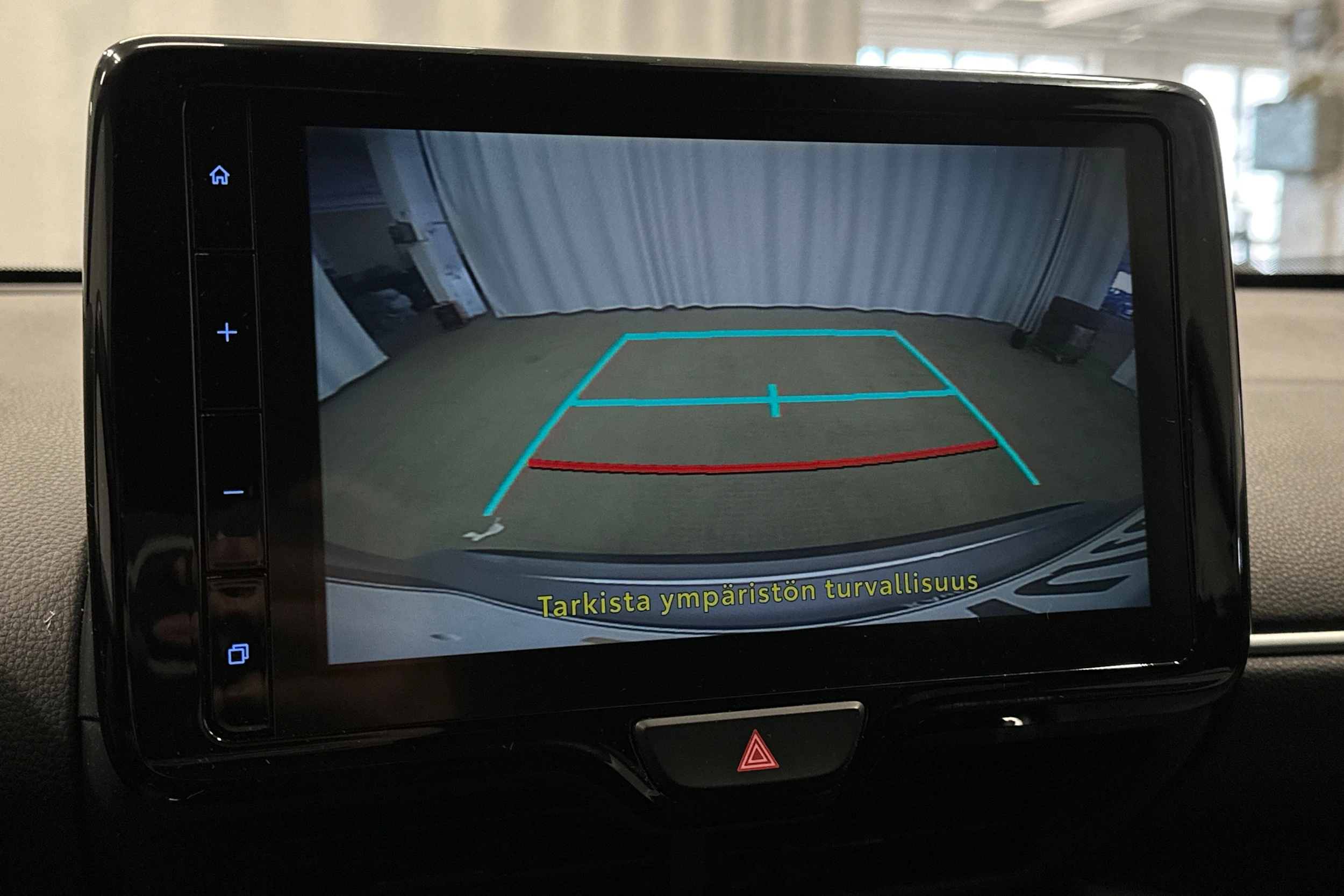 harmaa Toyota Yaris Cross 2022 kuva 29.