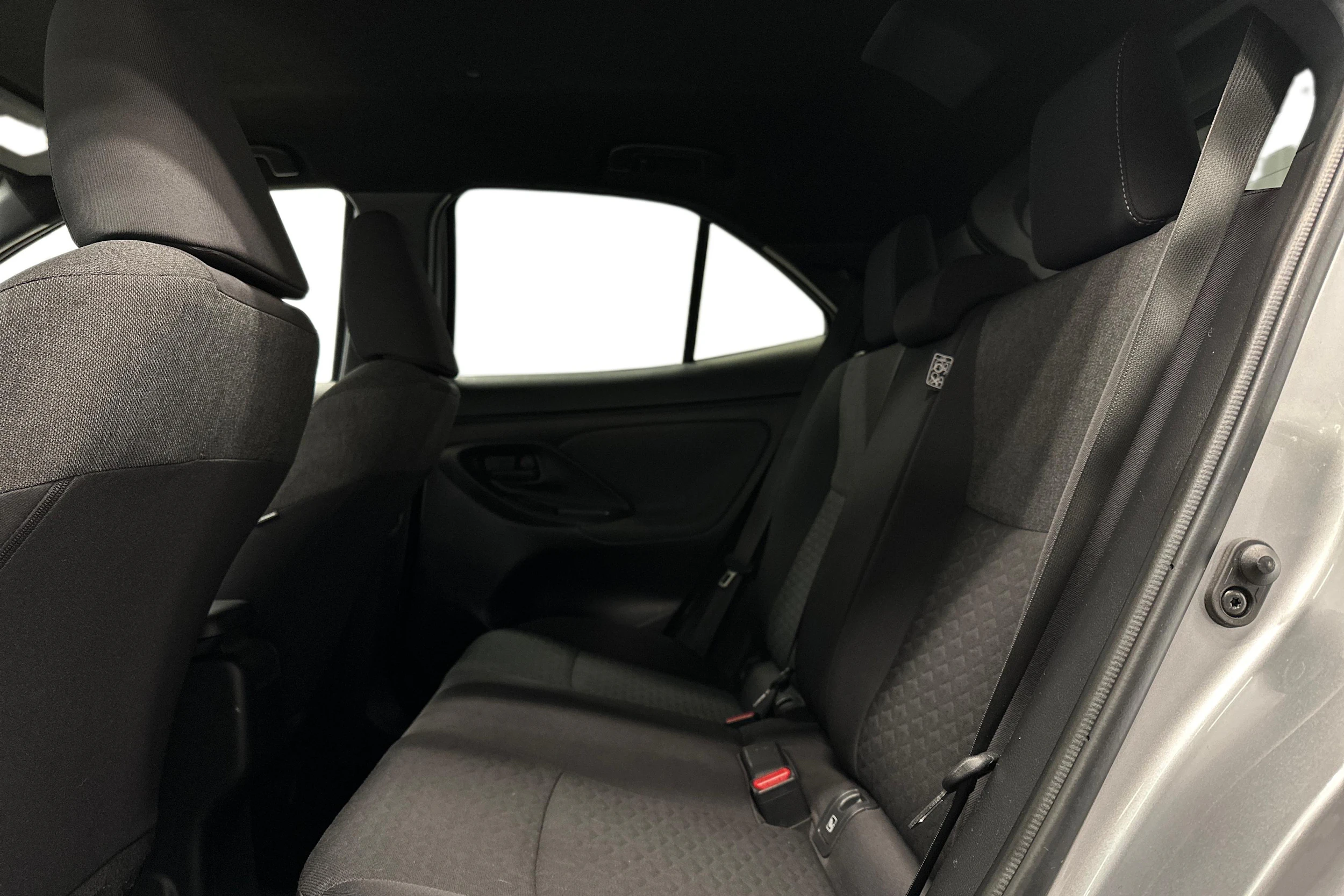 met. hopea Toyota Yaris Cross 2022 kuva 8.