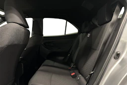 met. hopea Toyota Yaris Cross 2022 kuva 8.