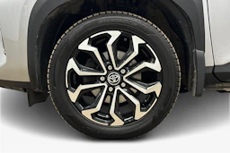 met. hopea Toyota Yaris Cross 2022 kuva 9.