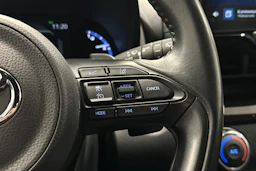 met. hopea Toyota Yaris Cross 2022 kuva 15.