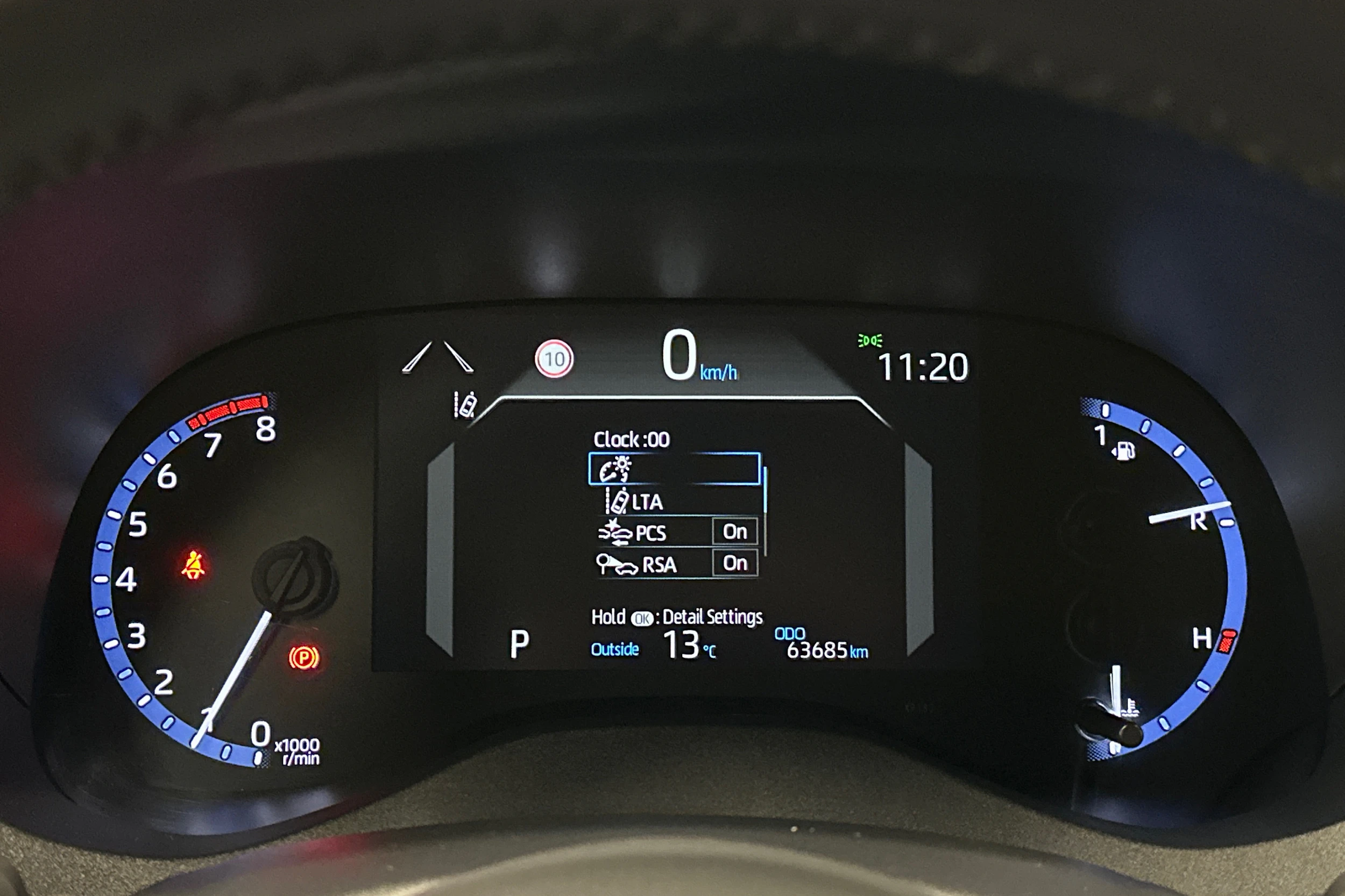 met. hopea Toyota Yaris Cross 2022 kuva 16.