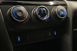 met. hopea Toyota Yaris Cross 2022 kuva 20.