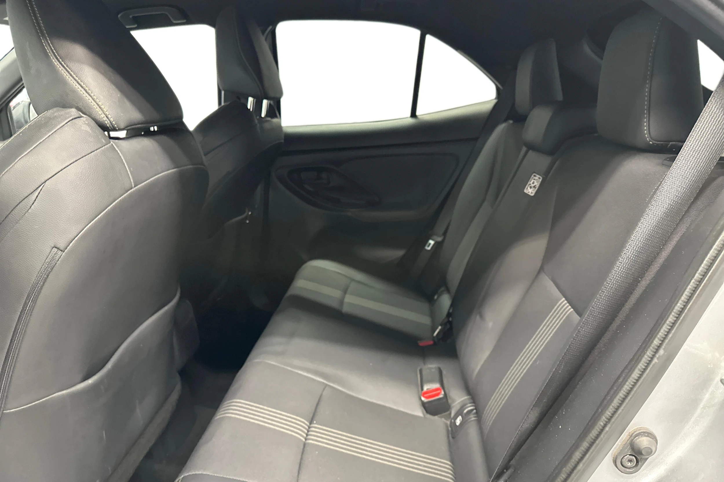 met. hopea Toyota Yaris Cross 2022 kuva 11.