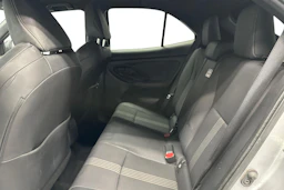 met. hopea Toyota Yaris Cross 2022 kuva 11.