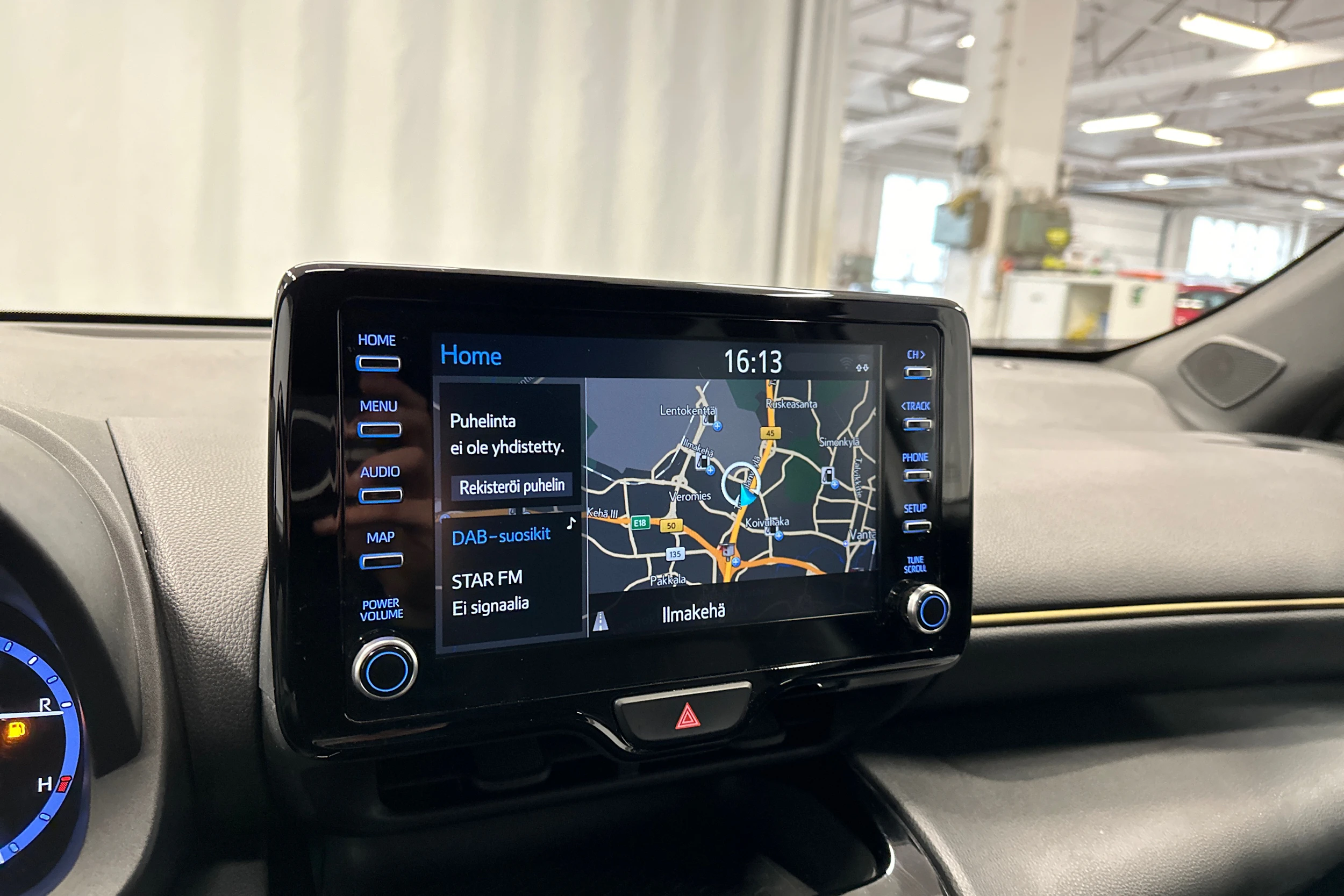 met. hopea Toyota Yaris Cross 2022 kuva 20.