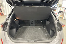 met. hopea Toyota Yaris Cross 2022 kuva 29.