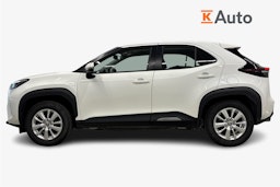 valkoinen Toyota Yaris Cross 2022 kuva 6.