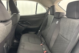 valkoinen Toyota Yaris Cross 2022 kuva 13.