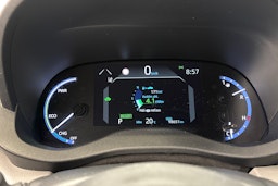 valkoinen Toyota Yaris Cross 2022 kuva 19.