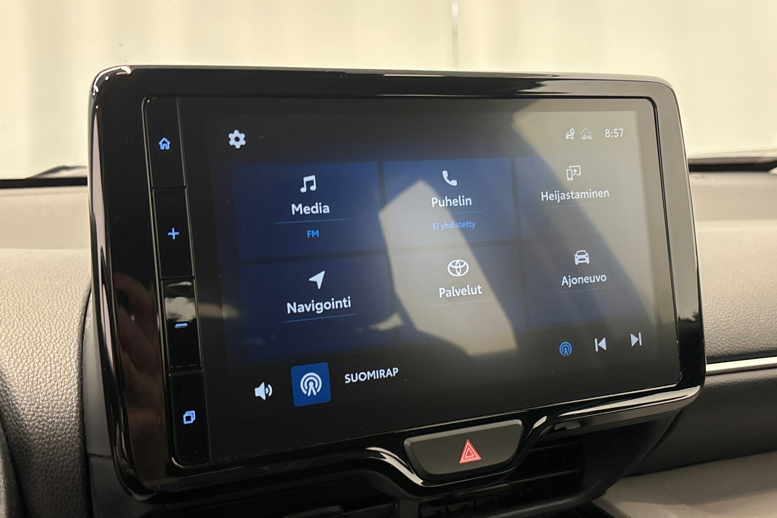 valkoinen Toyota Yaris Cross 2022 kuva 20.