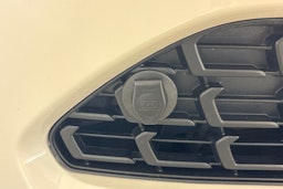 valkoinen Toyota Yaris Cross 2022 kuva 30.