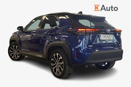 sininen Toyota Yaris Cross 2022 kuva 2.
