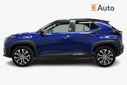 sininen Toyota Yaris Cross 2022 kuva 6.