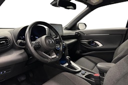 sininen Toyota Yaris Cross 2022 kuva 7.