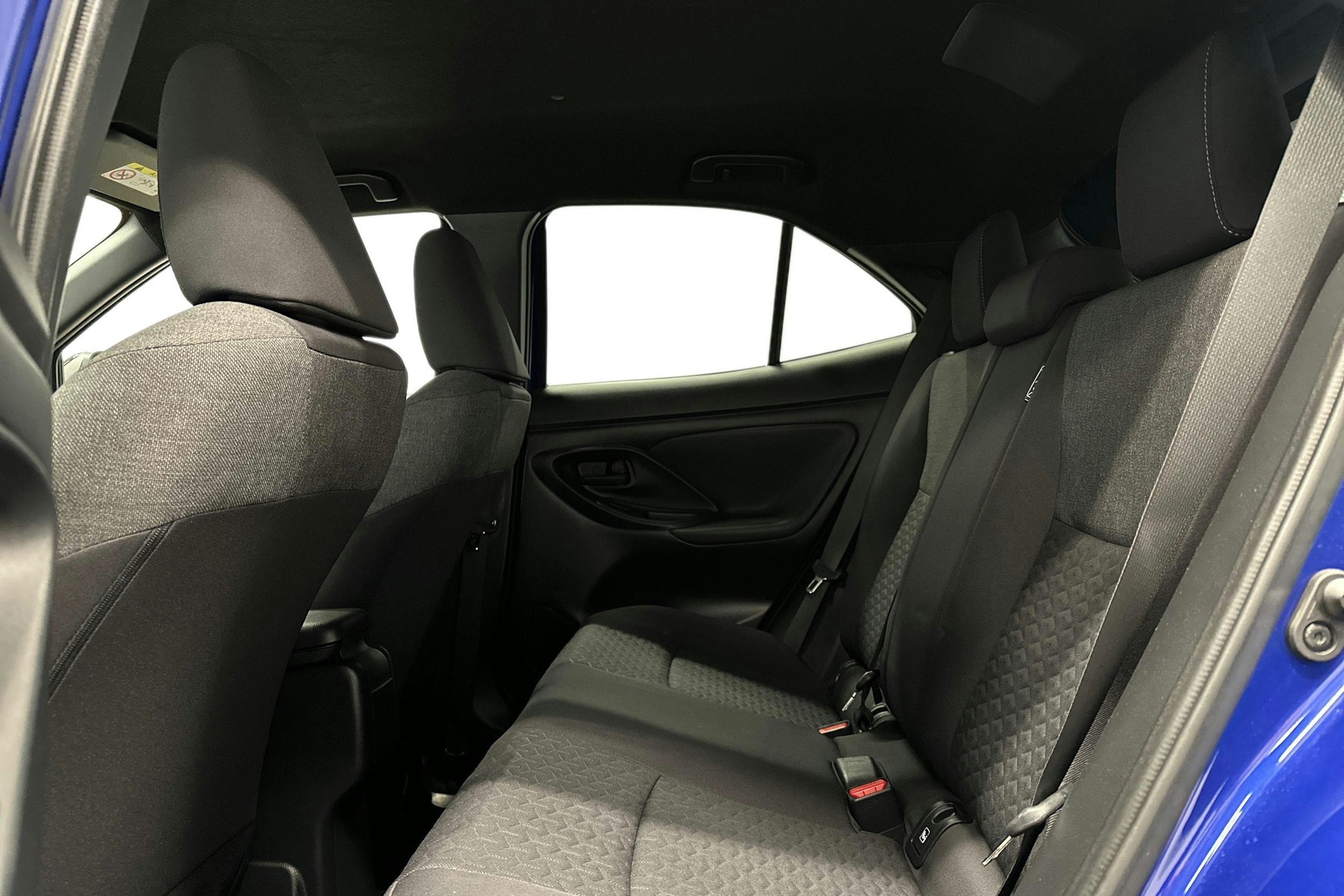sininen Toyota Yaris Cross 2022 kuva 10.