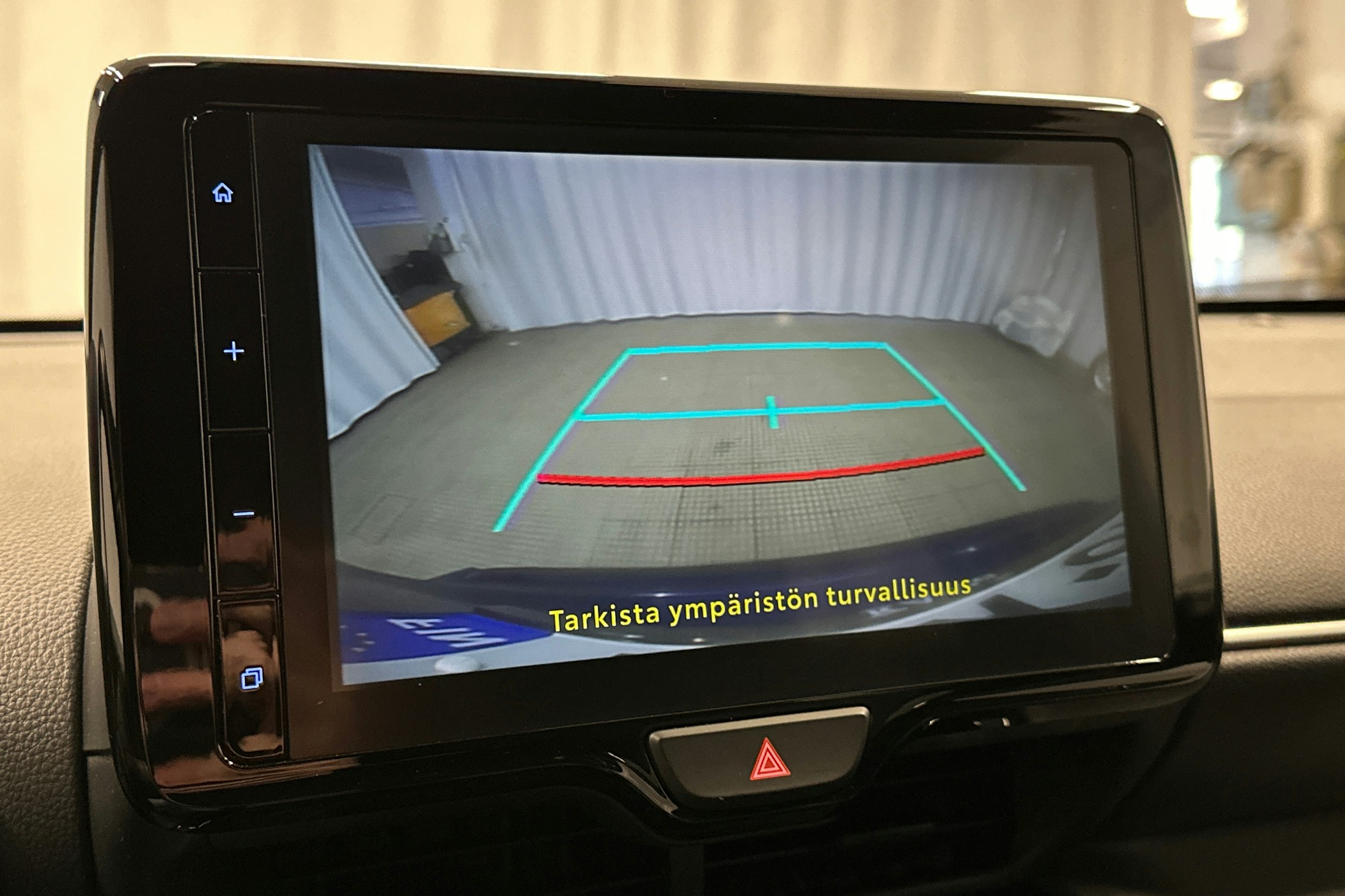sininen Toyota Yaris Cross 2022 kuva 22.