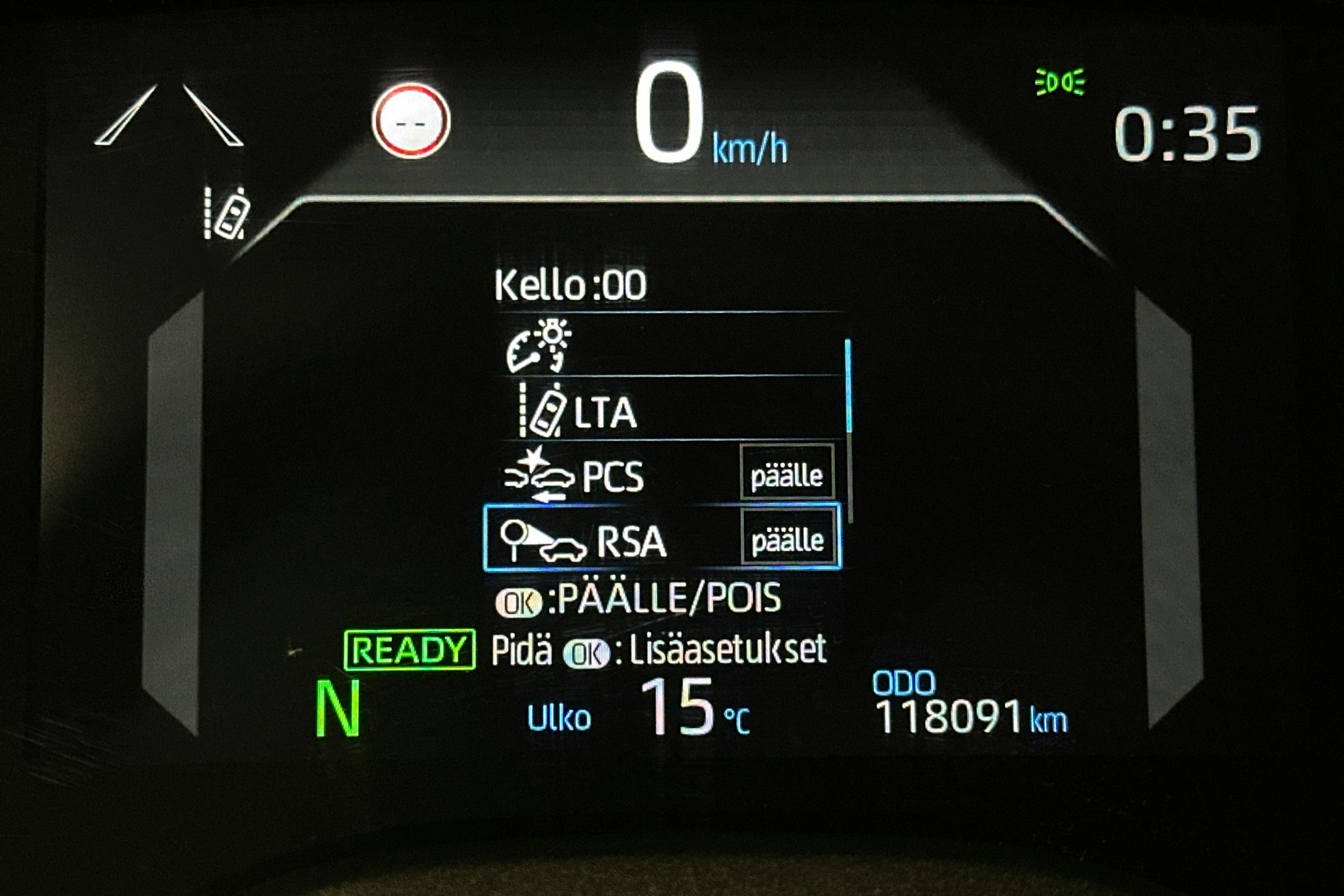 sininen Toyota Yaris Cross 2022 kuva 23.